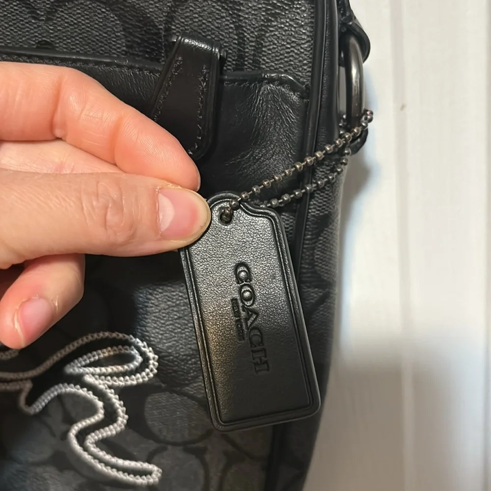 Coach Men's Black Crossbody messenger Bag F37558 NWT